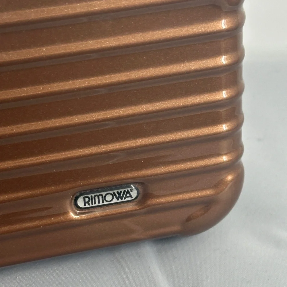 RIMOWA Lufthansa Airline First Class Amenity Kit Ladies Travel Bag Hard Case - Picture 3 of 5